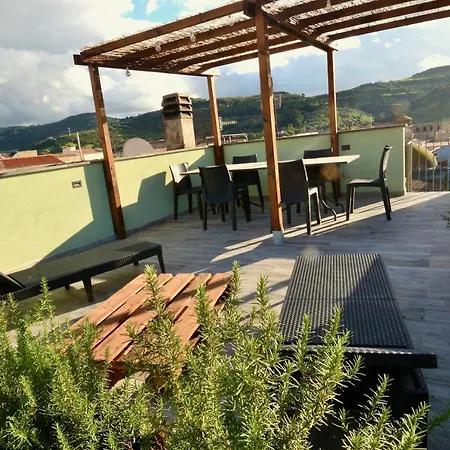 Dom wakacyjny Charming Spacious 3-bedroom Townhouse Bosa
